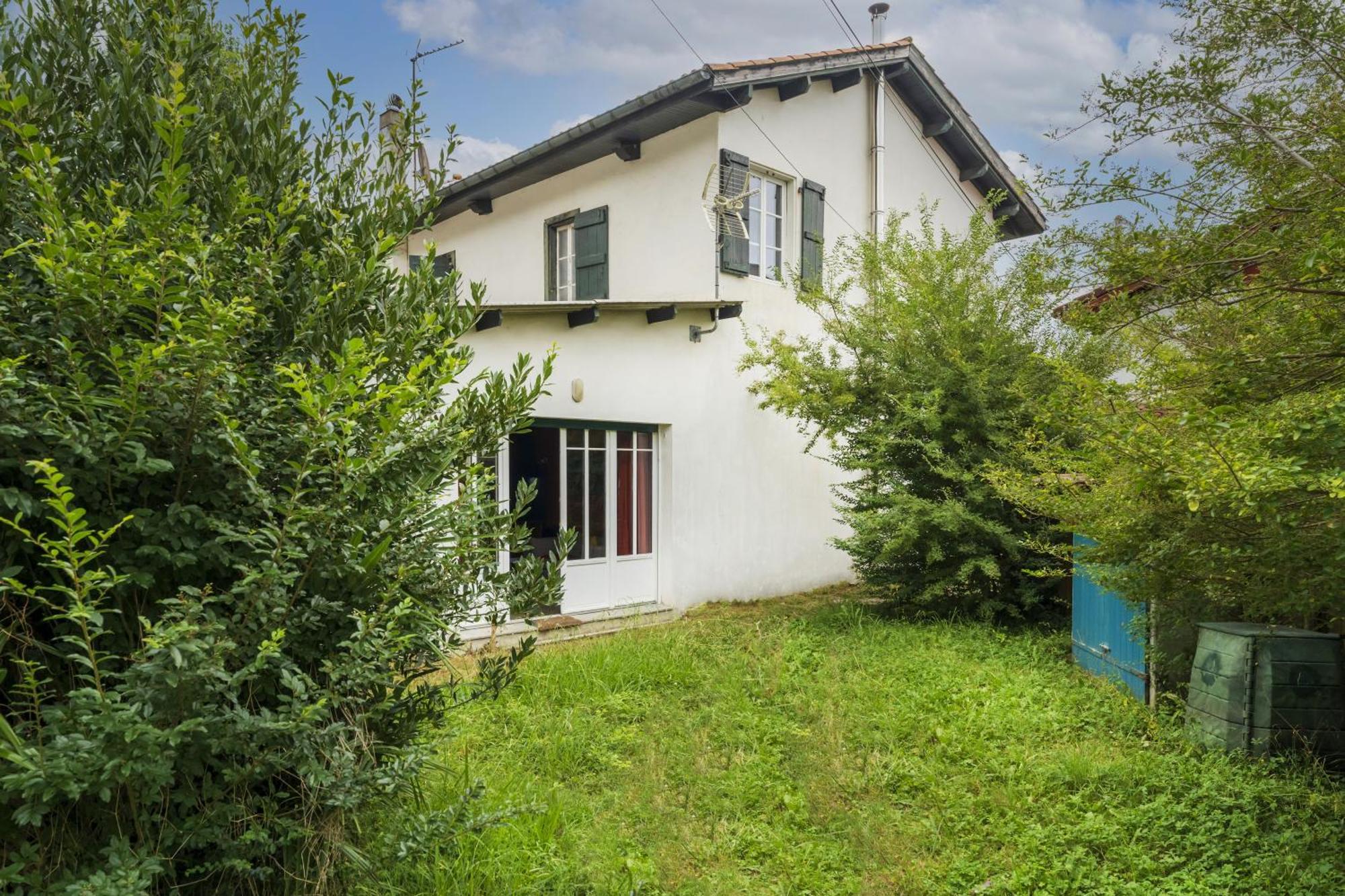 Appartement Bord De Nive